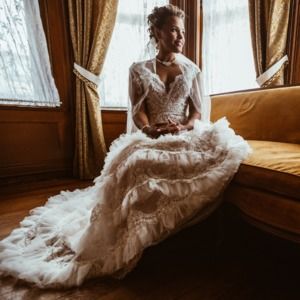 Meet your Posher, Aileen